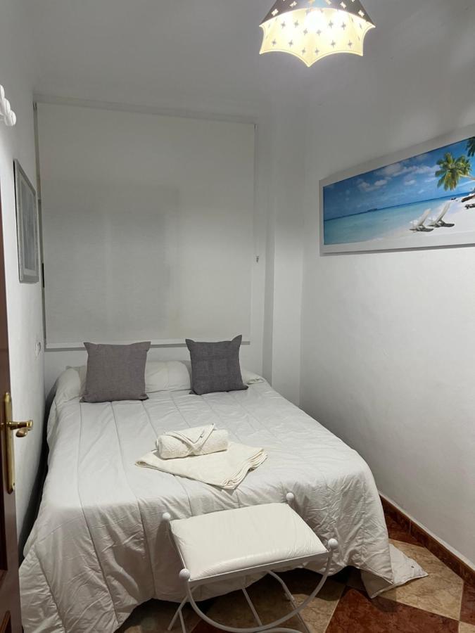 El Torreon 3 Apartment Lora del Río Екстериор снимка